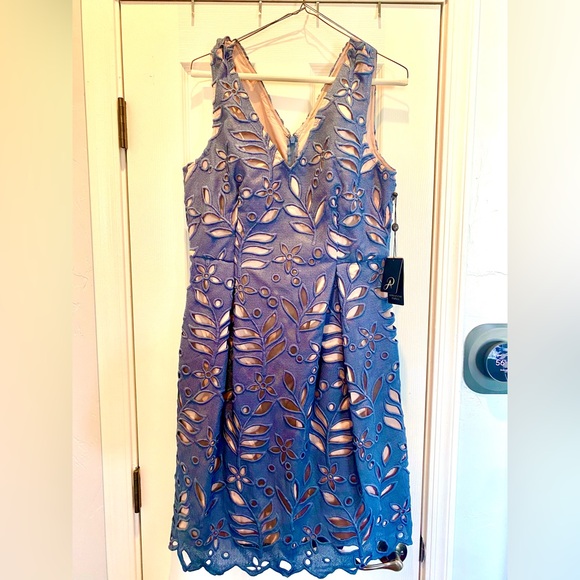 💙🌸NWT Adrianna Papell Fit & Flare Dress - size 12💙🌸 - Picture 1 of 4